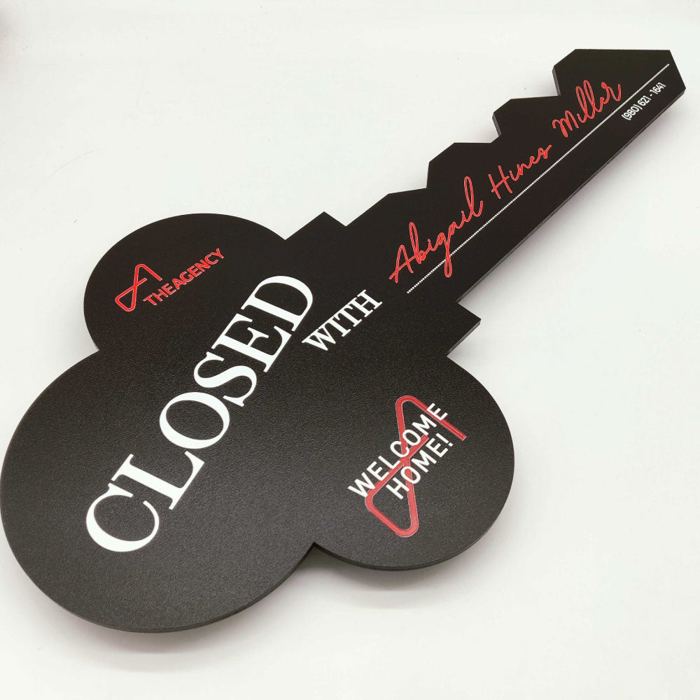 Black Key Sign "Closed with"