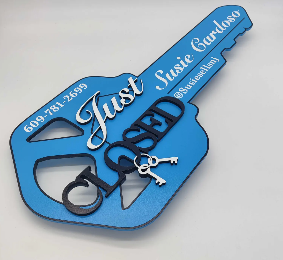 Oasis Blue Realtor Sign
