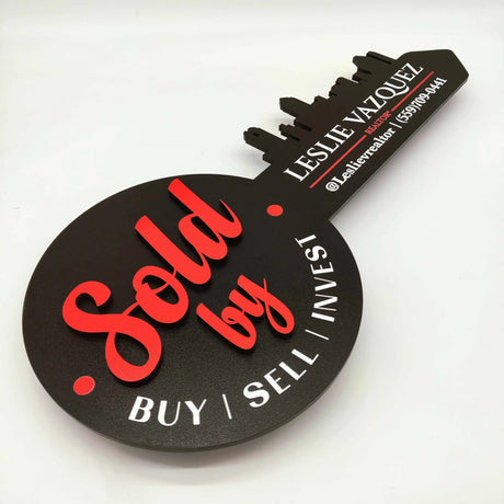 Round Shaped Key Sign "Skyline" Black