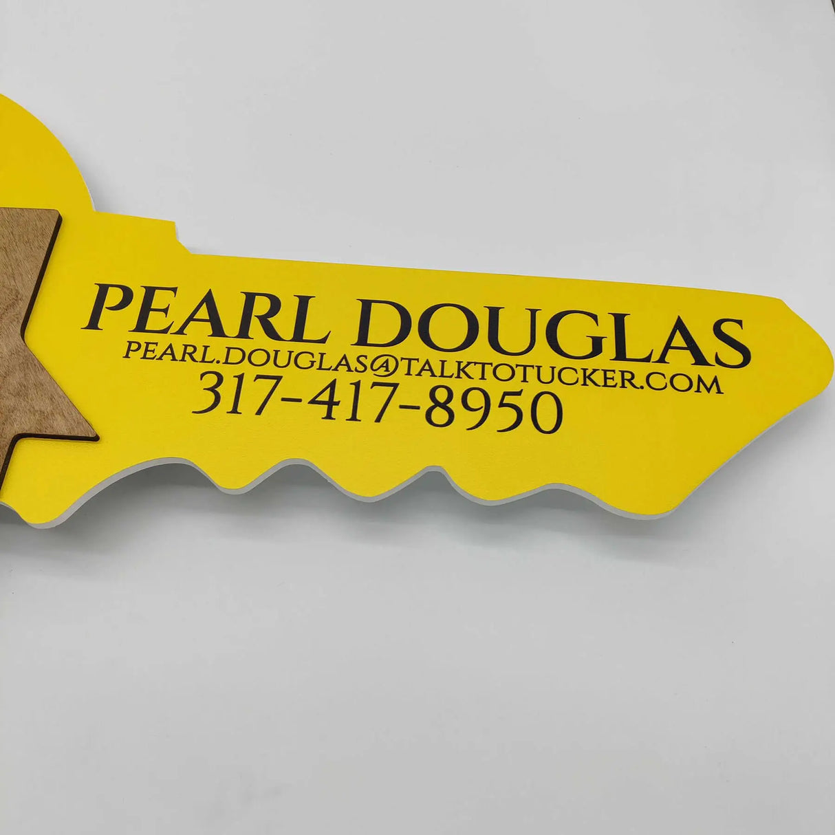 Key Shaped Props "Sign with personal Photo" Yellow Round Sign