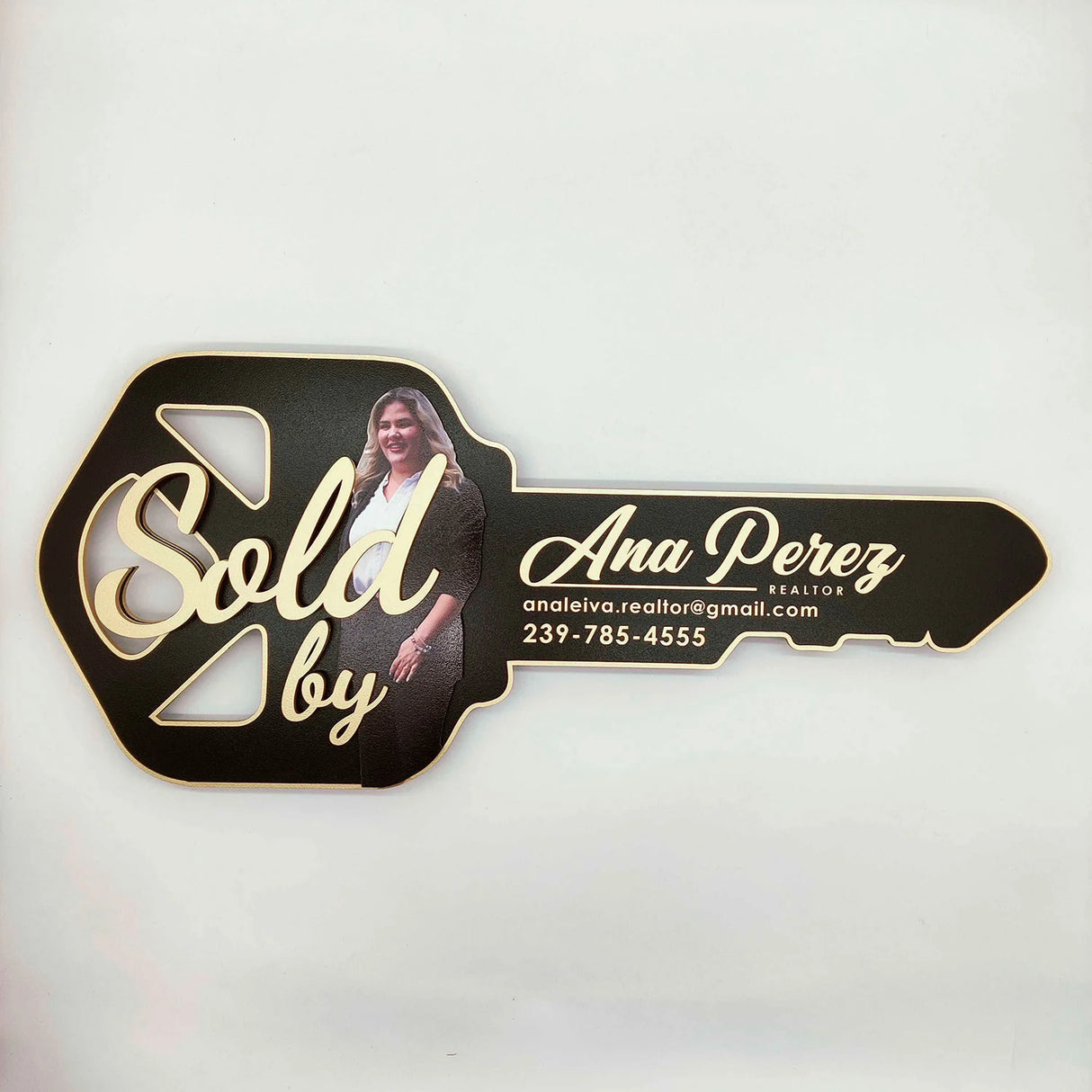 Key Shaped Props Key Sign with Gold 3D "Sold by"