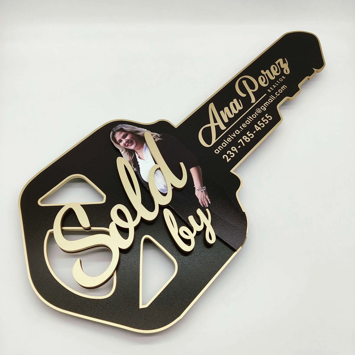 Key Shaped Props Key Sign with Gold 3D "Sold by"
