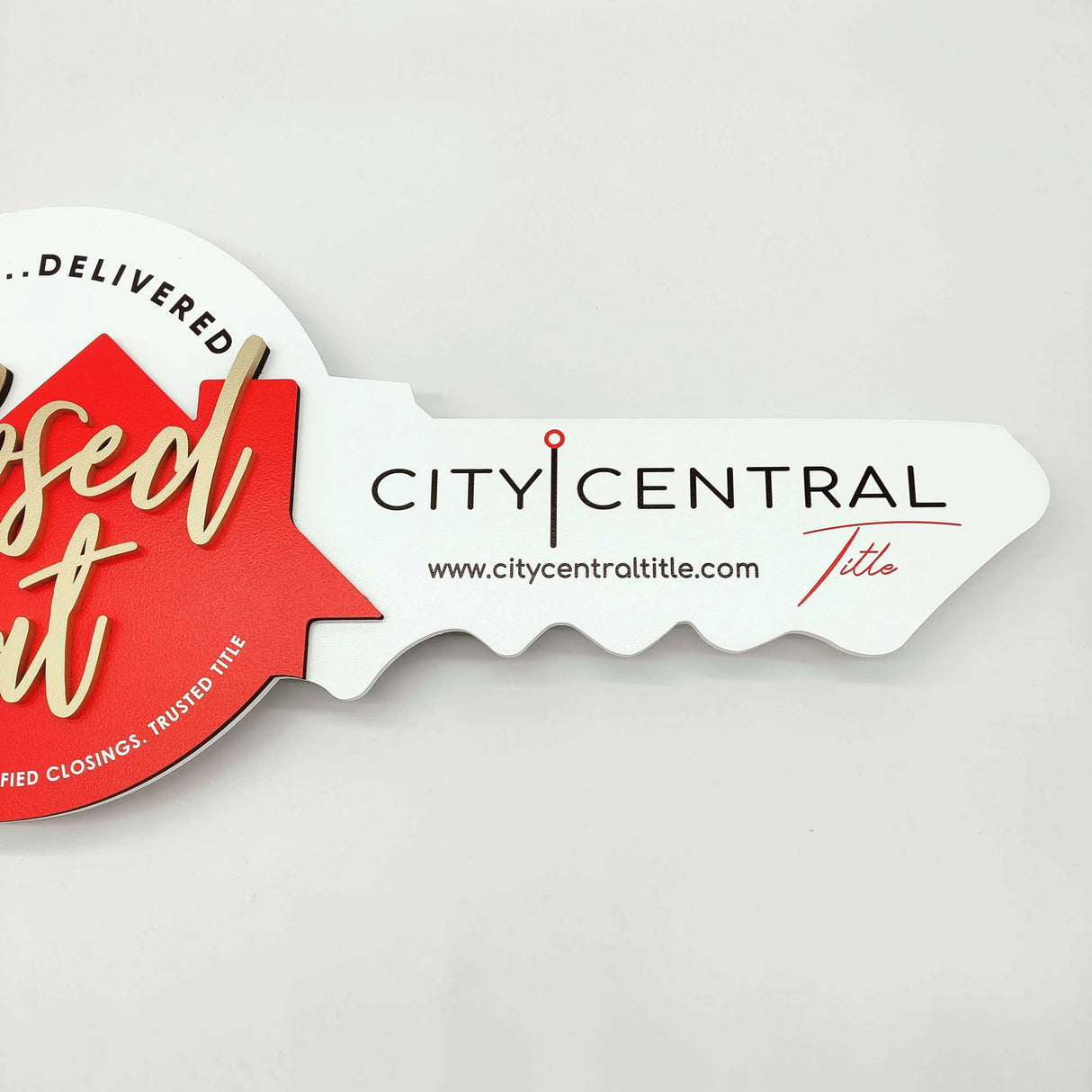 Round Shaped "Closed at" White Key Sign with red House