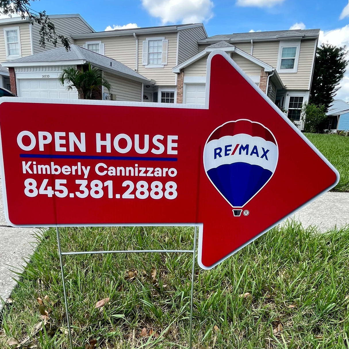 Custom Arrow Shaped Yard Sign - Real Estate Store