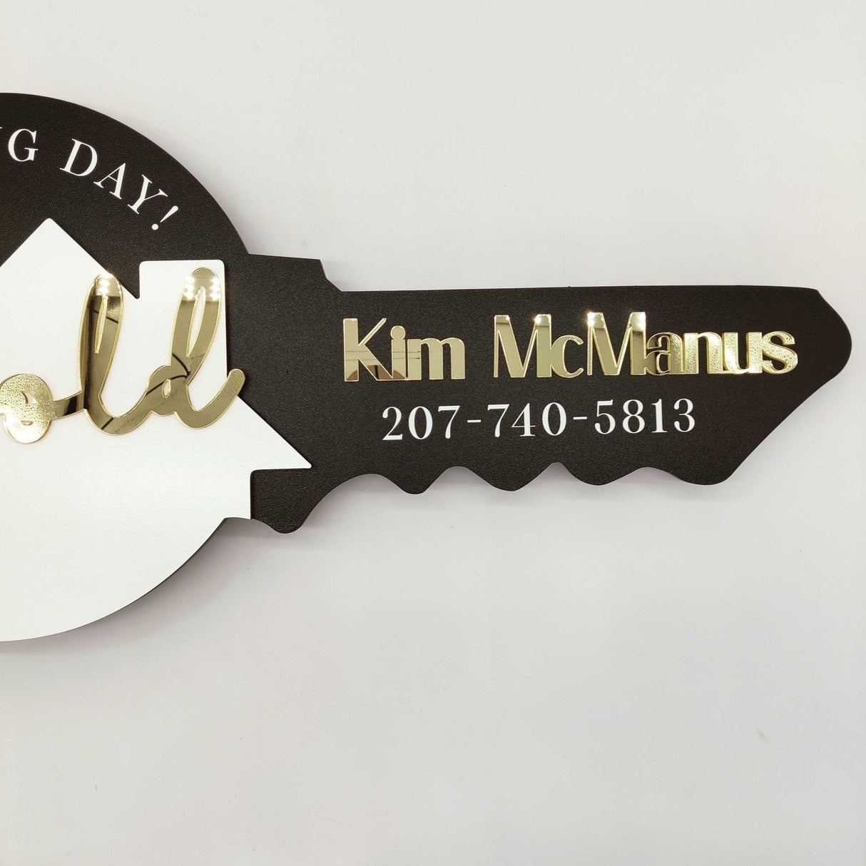 Custom Key Shaped Prop Realtor Sign «Sold» - Real Estate Store