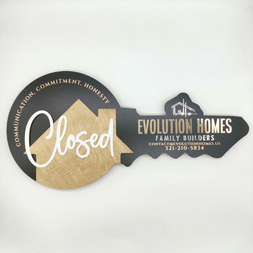 Realtor Shinny Sign "Closed"