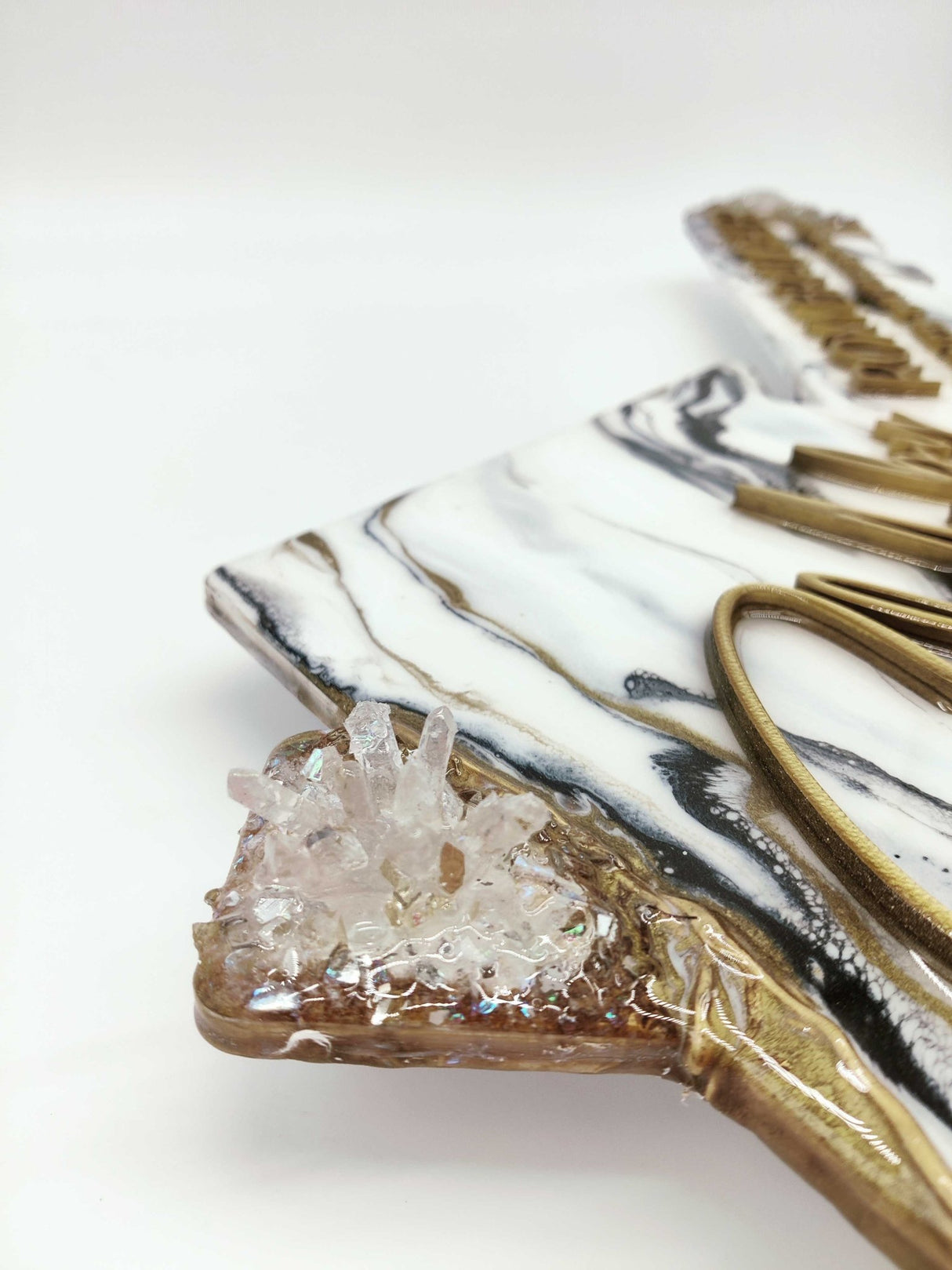 Epoxy Resin Key Sign in the shape of a House - Real Estate Store