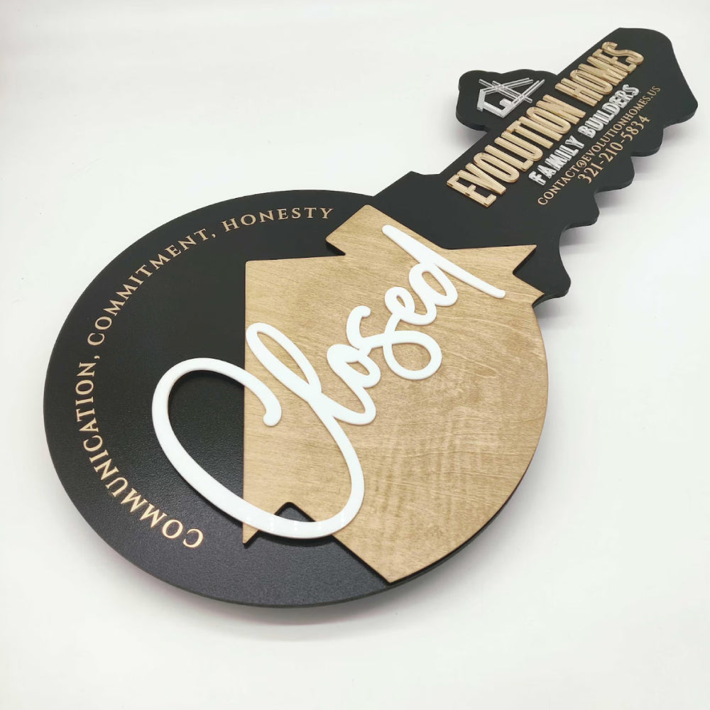 Realtor Shinny Sign "Closed"