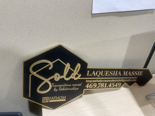 Hexagon Key with Gold Outline - Real Estate Store