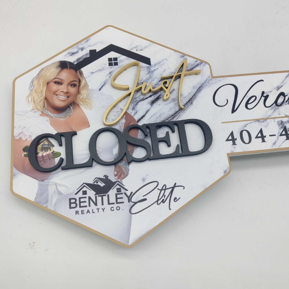 Photo Just Closed Custom sign