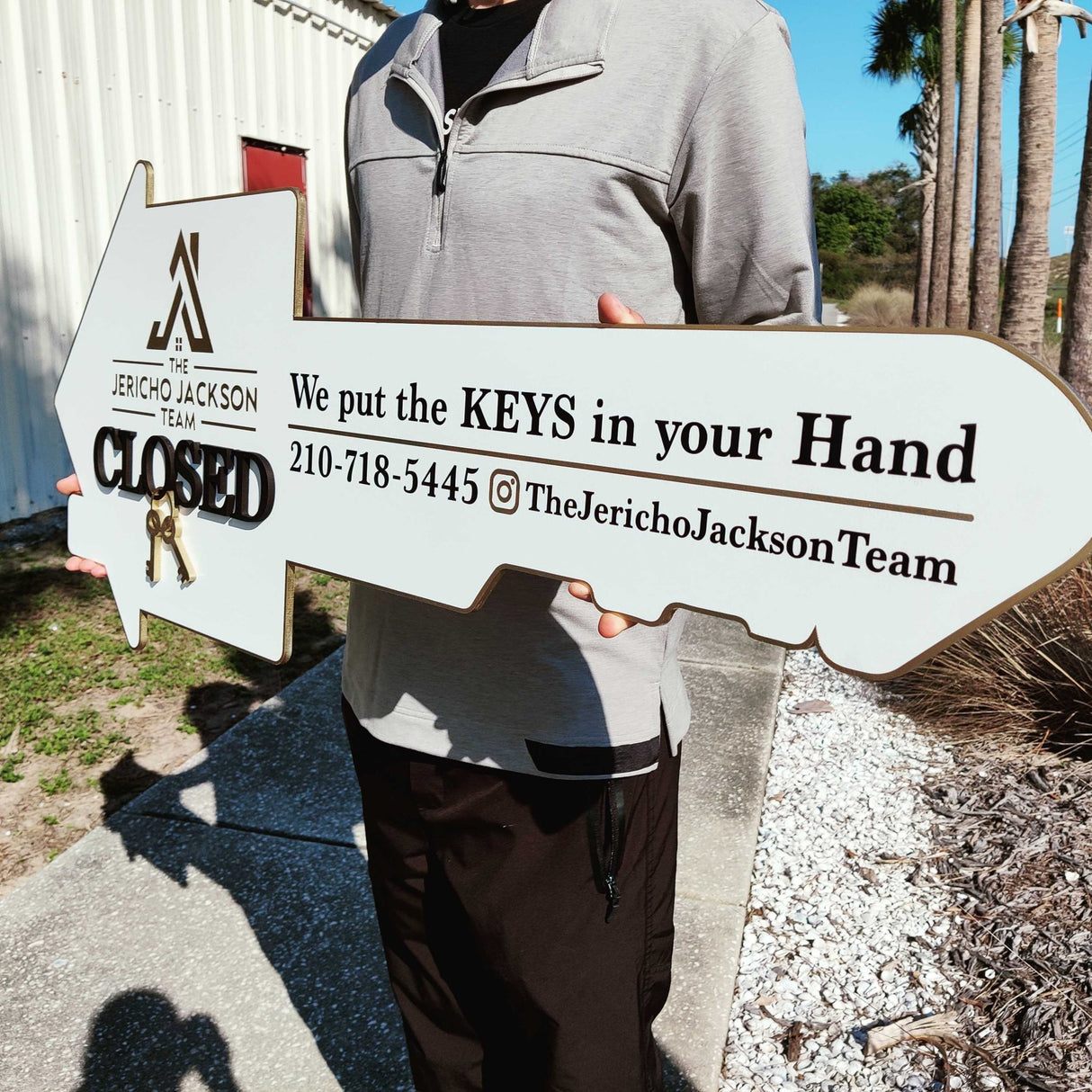 Key Shaped Closed Home Key Sign - Real Estate Store