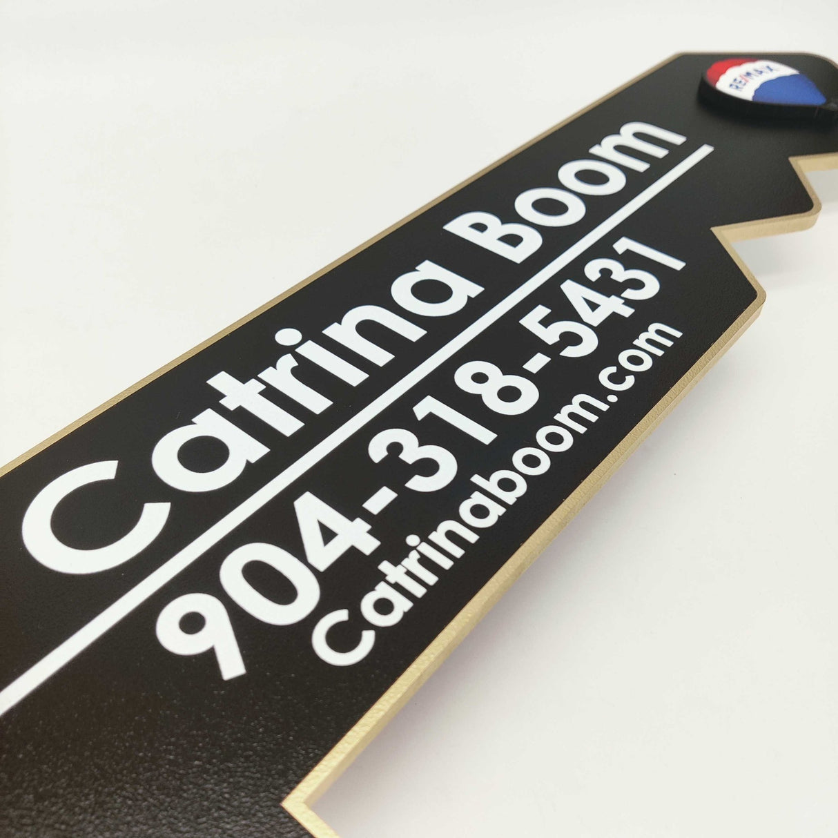 Key Shaped Closed Sign - Real Estate Store