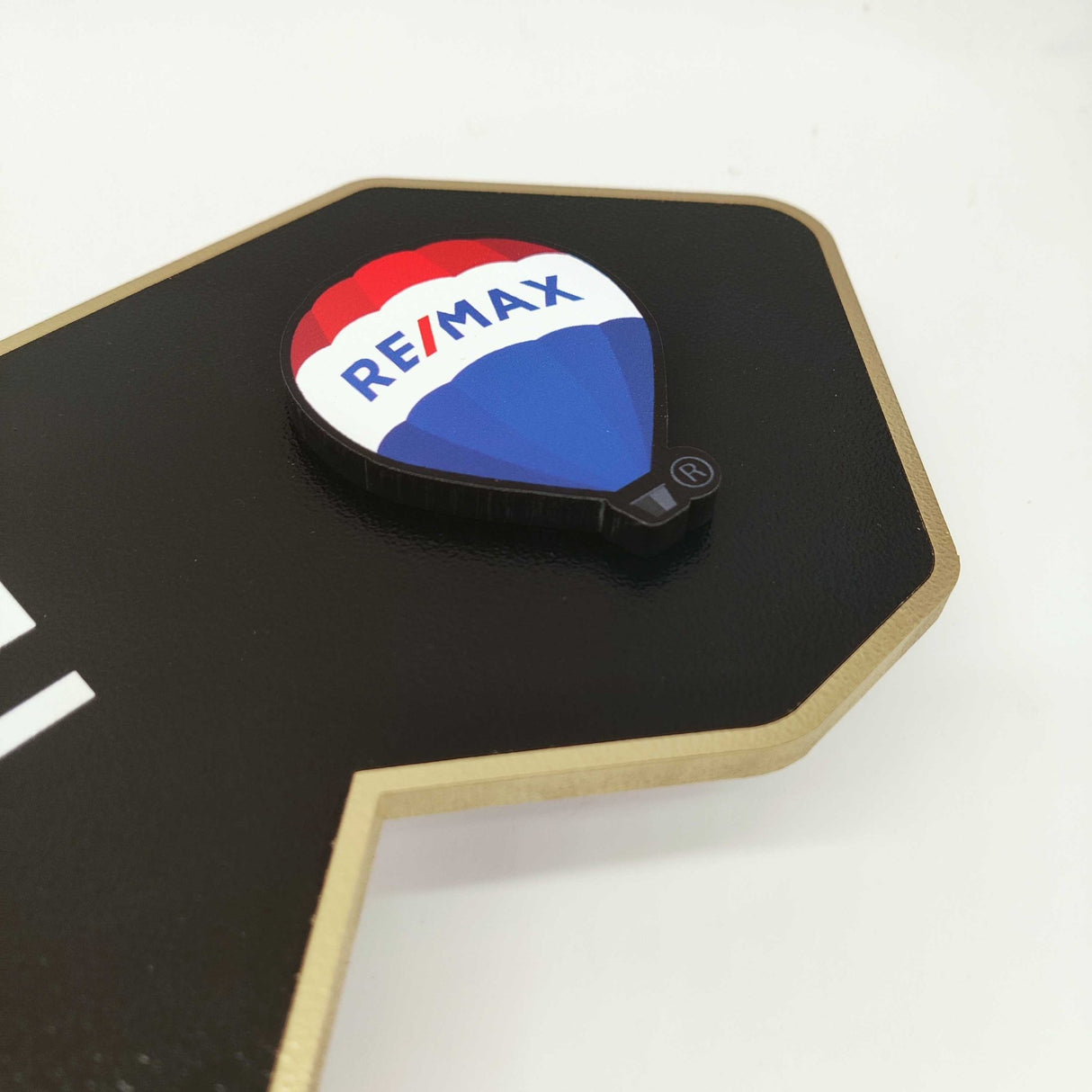 Key Shaped Closed Sign - Real Estate Store