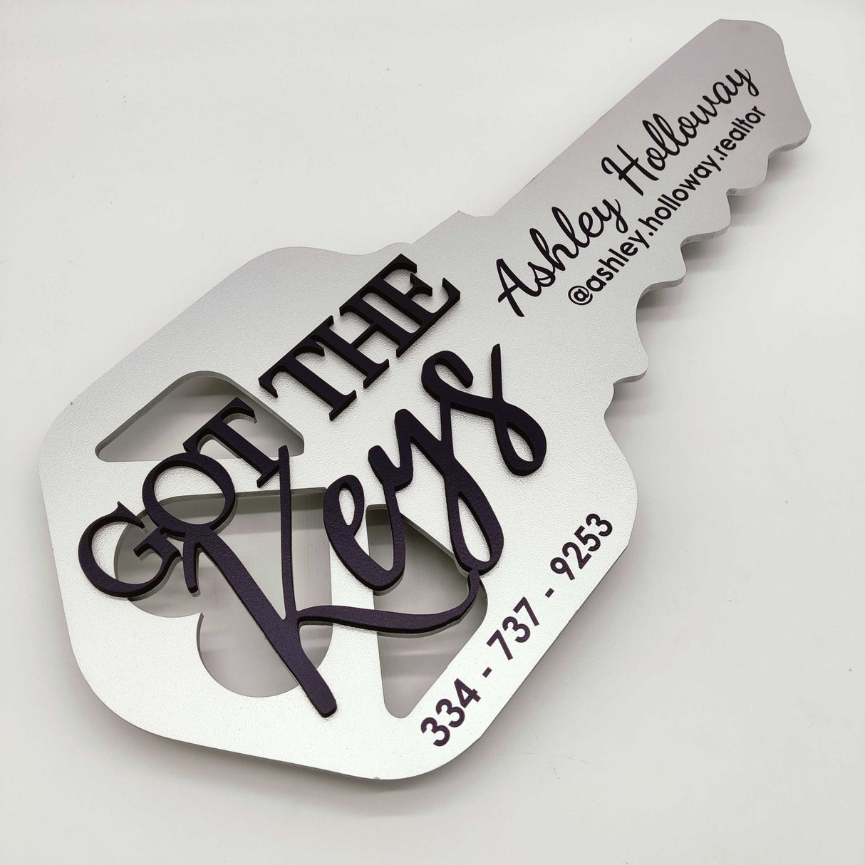 Key Shaped Props Got the keys - Real Estate Store