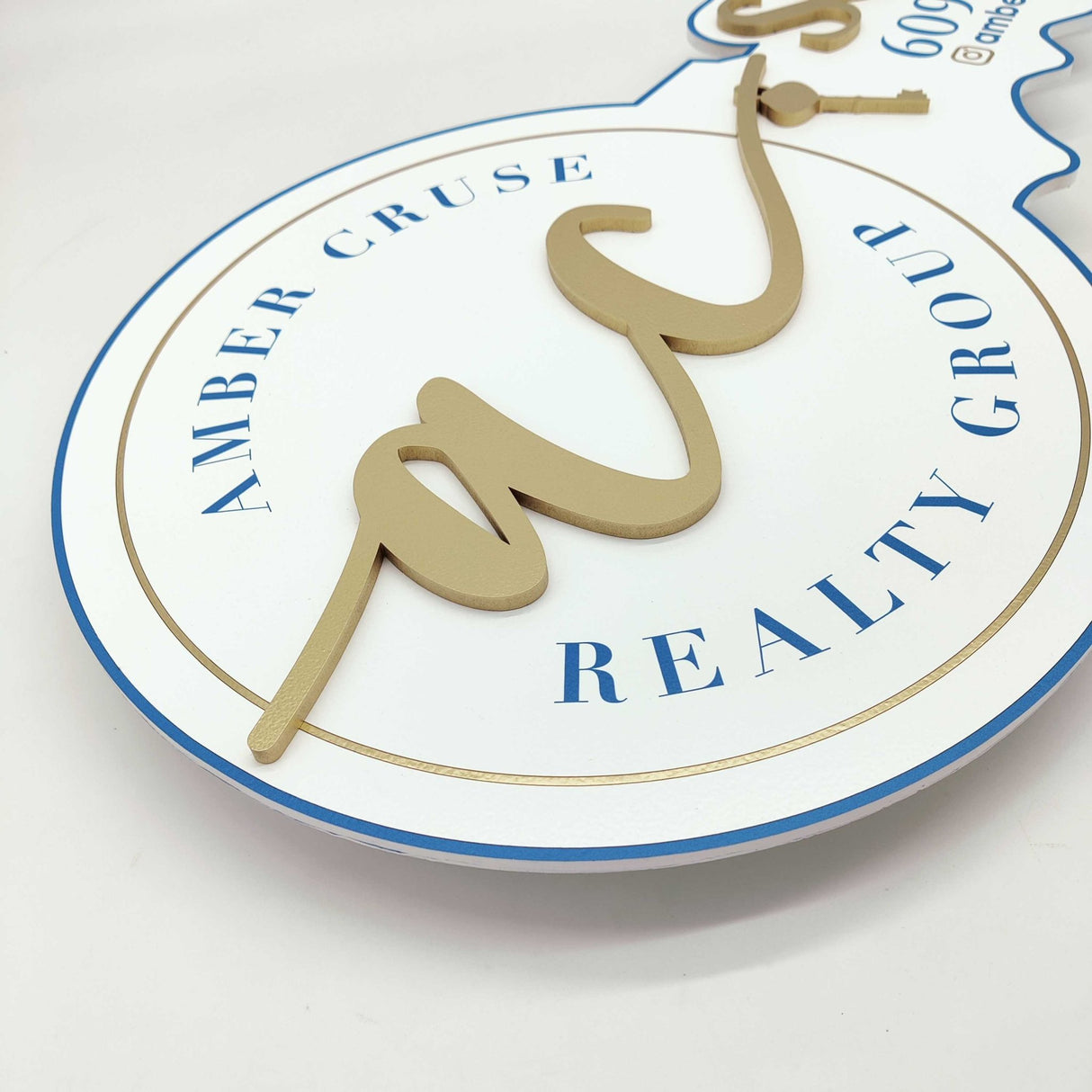 Key Shaped Props Real Estate Sign - Real Estate Store