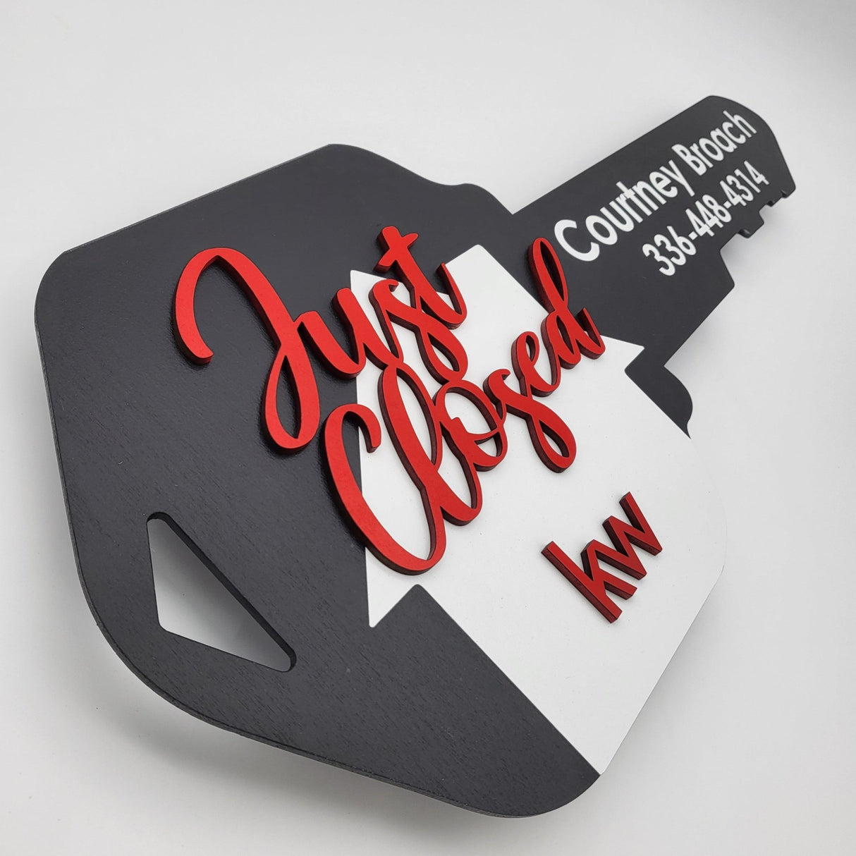 Key Shaped Sign «Just Closed» - Real Estate Store
