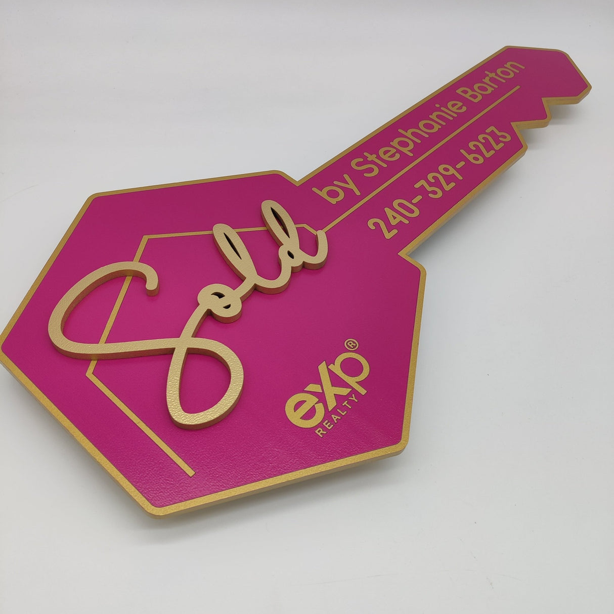 Key Shaped Sign Props «Sold» Pink Realtor - Real Estate Store