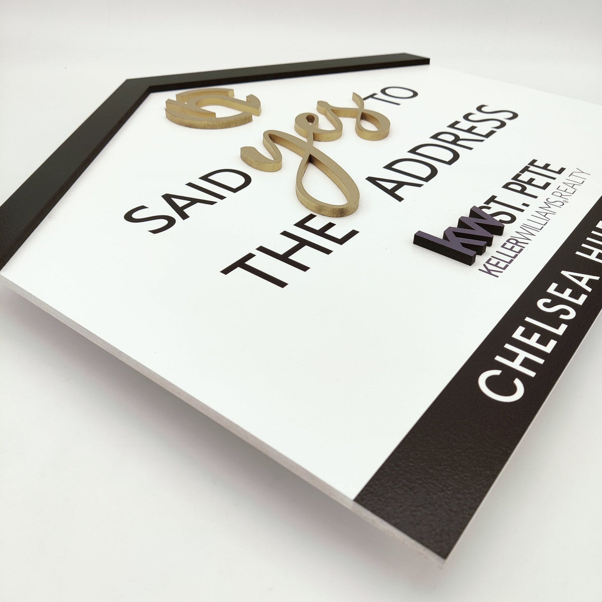 Minimalistic House Shaped Sign - Real Estate Store