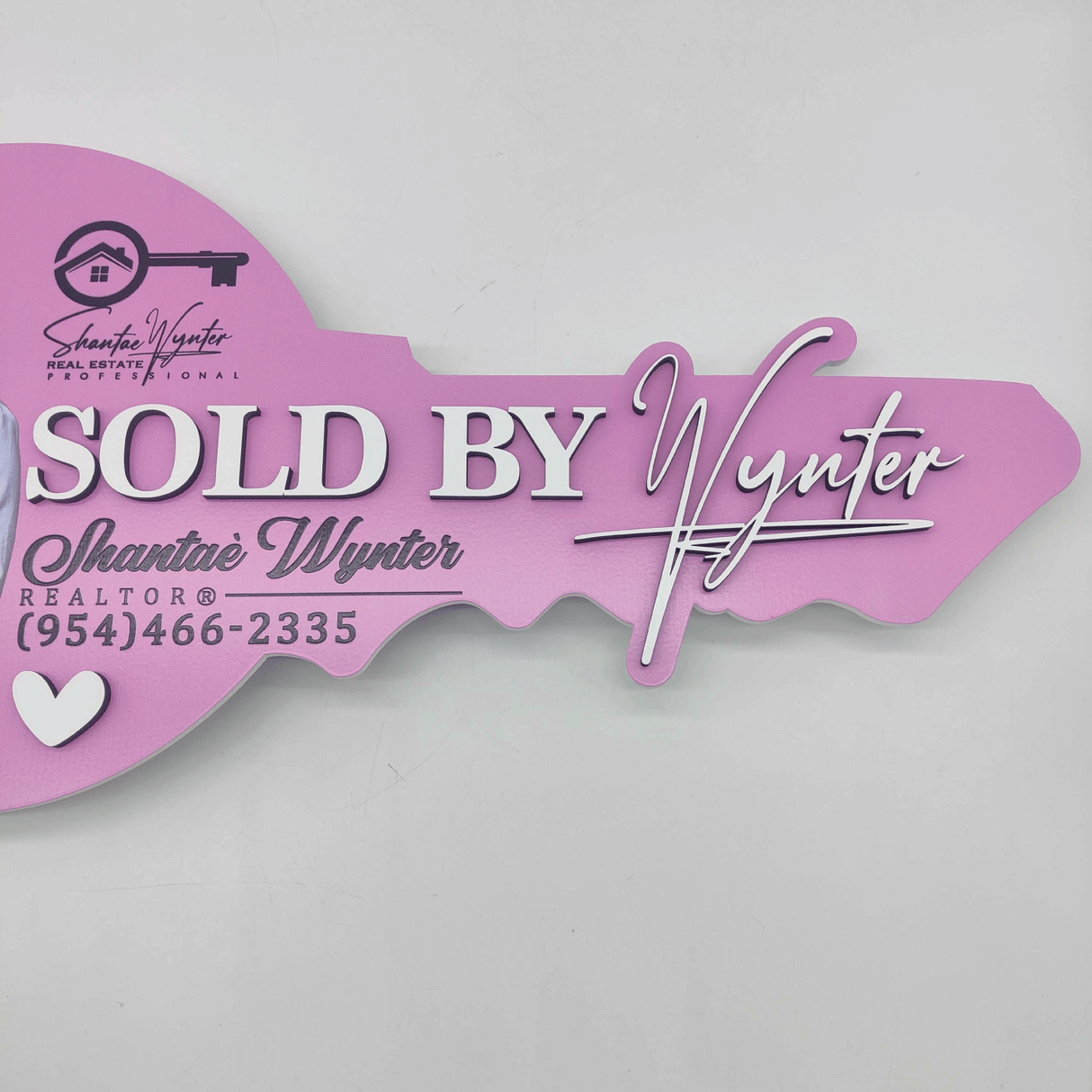 Sold pink sign