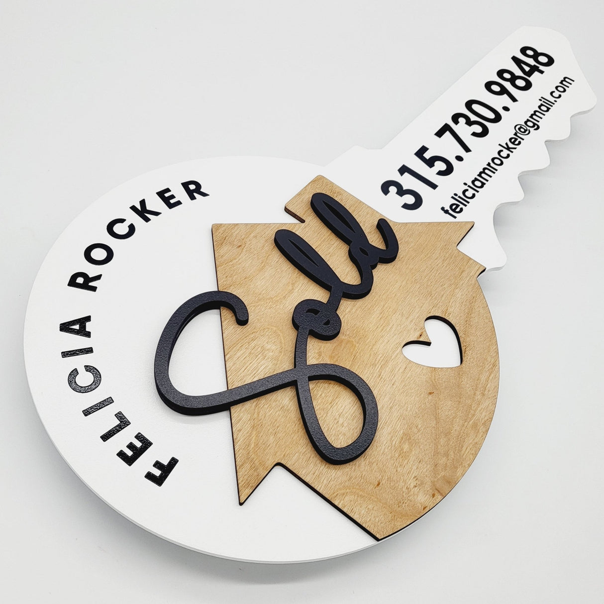 Real Estate Round Key with a Wooden House & Heart - Real Estate Store