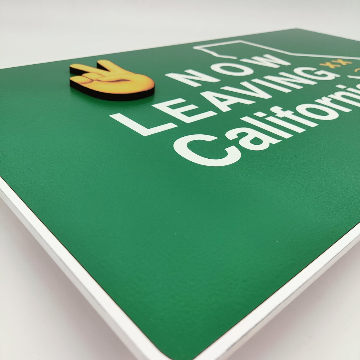 Rectangle Shaped Prop «NOW leaving California» - Real Estate Store