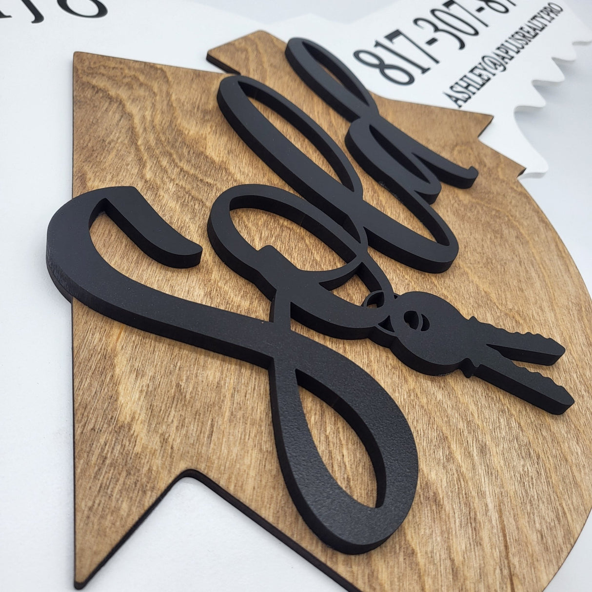 Round Key with Wooden House «Sold with Keys» - Real Estate Store