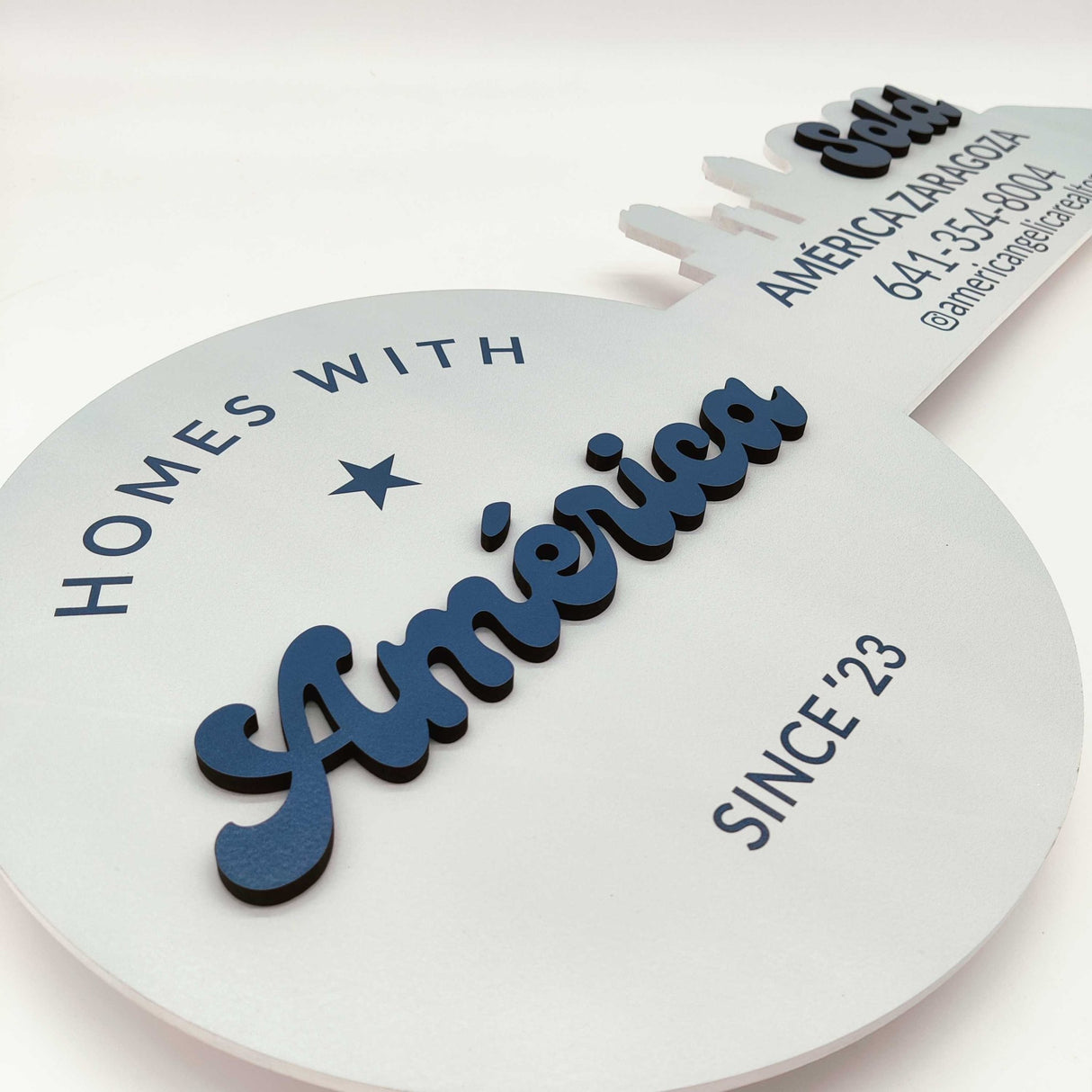 Round Shaped «3D Sold & Logo» Realtor Sign - Real Estate Store