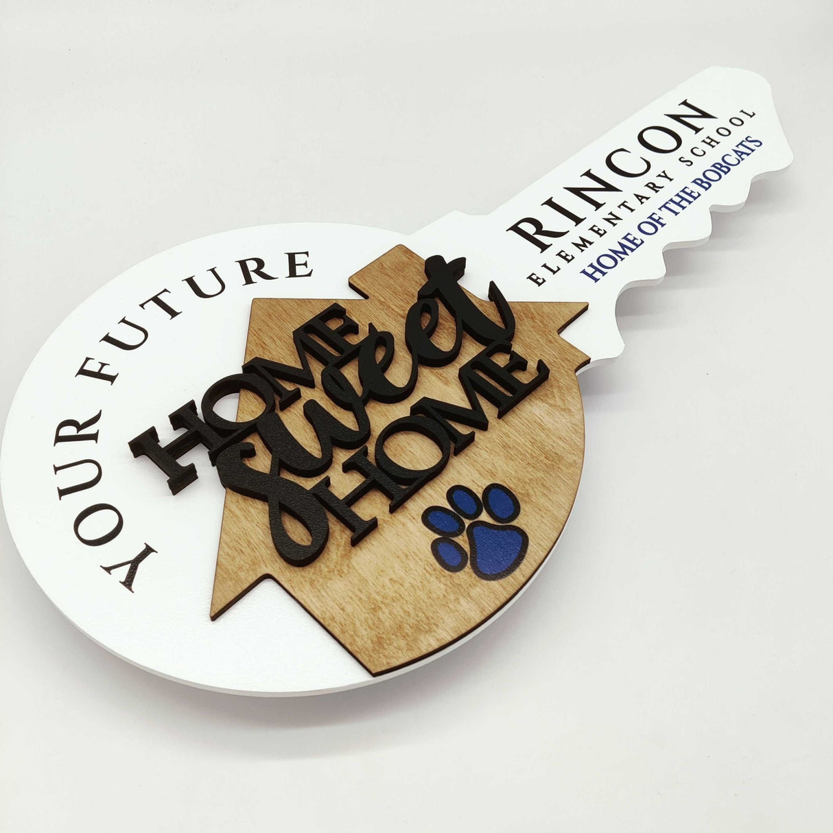 Round Shaped «Home Sweet Home» with dog tracks Realtor Sign - Real Estate Store