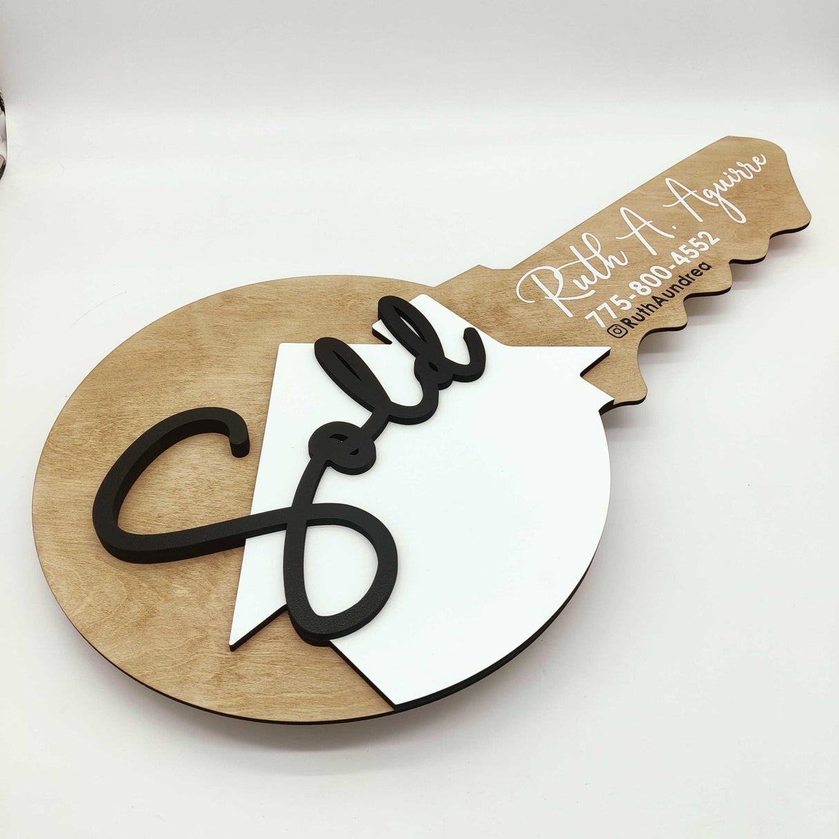 Round Shaped «Sold» Wood Sign - Real Estate Store