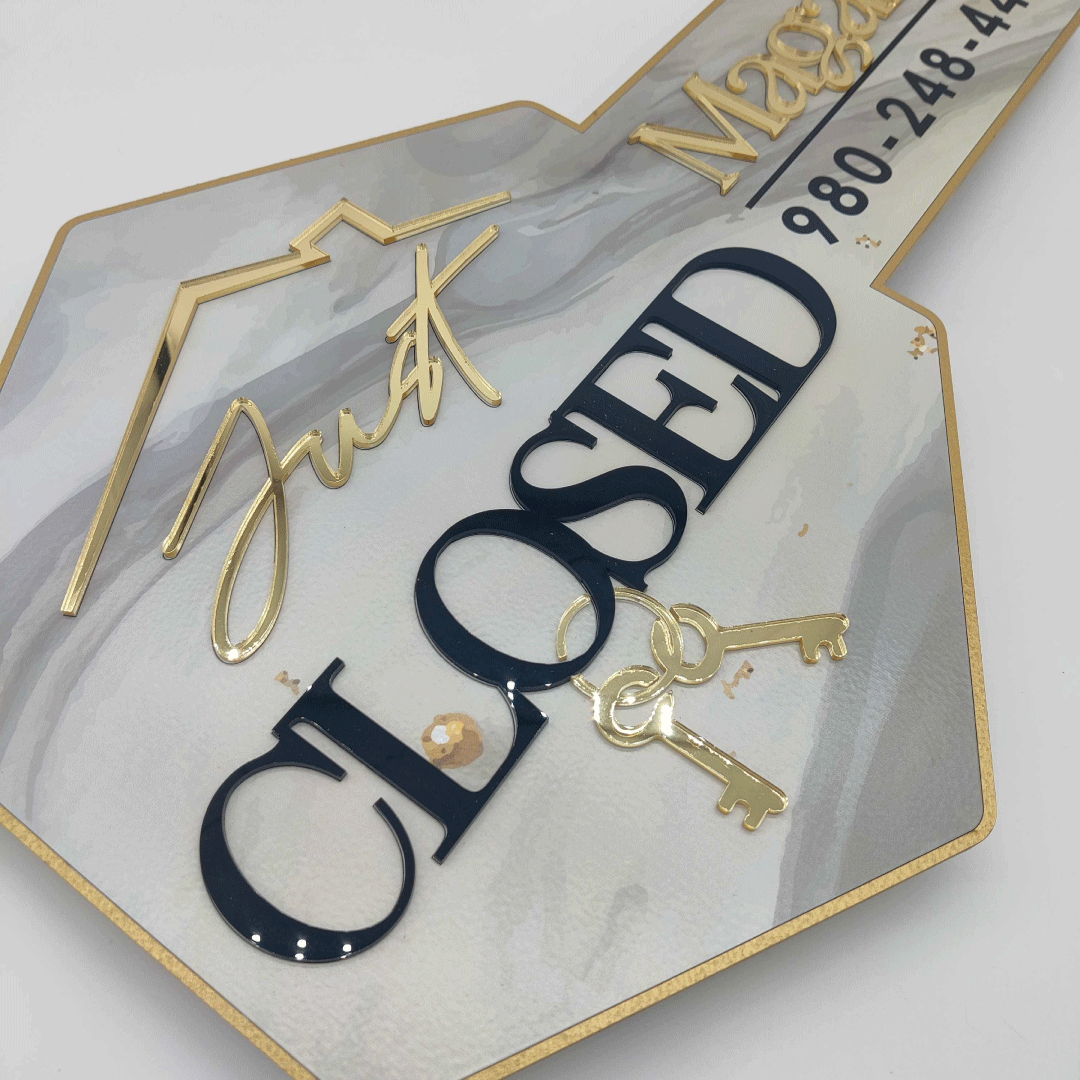 Mirrored Sign "Magaly Blanco"