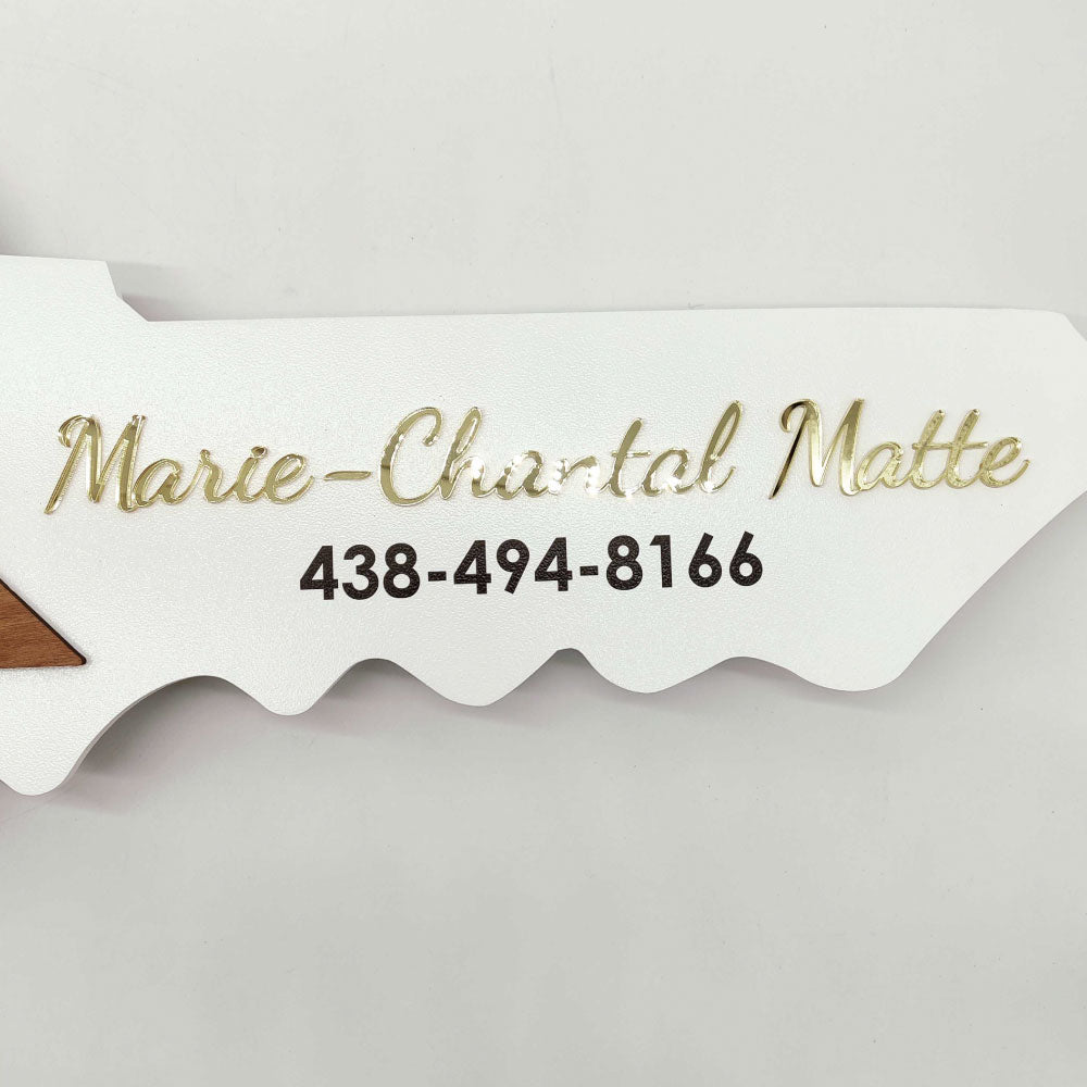 White Round Key Shaped "Vendu" - Real Estate Store