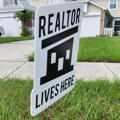 Yard Sign «Realtor Lives Here» - Real Estate Store