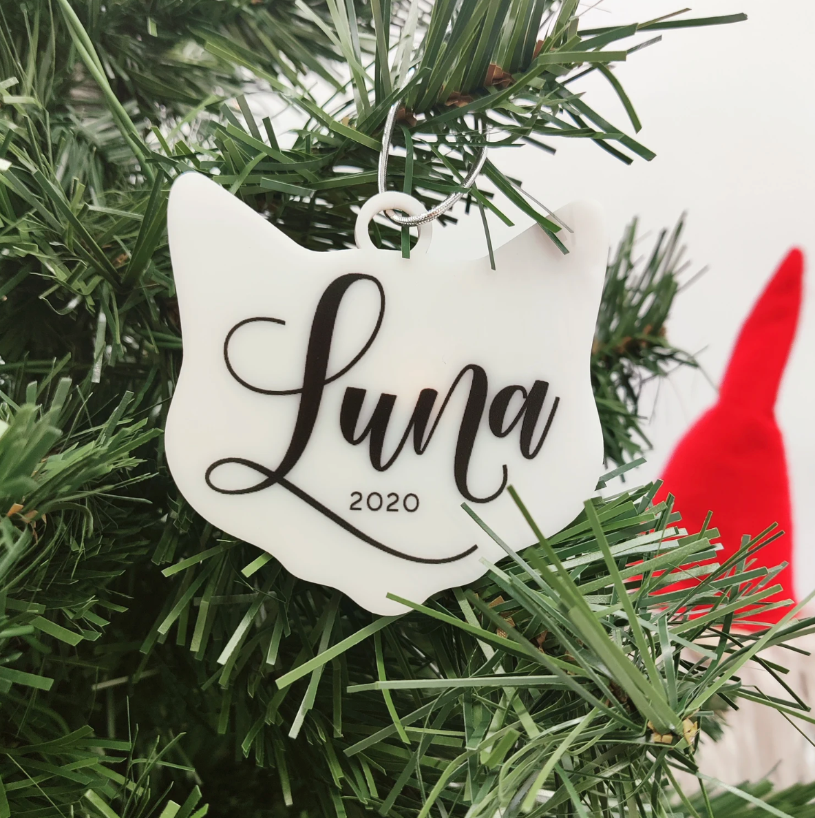 Custom Merry Christmas Tree Ornament "Luna"