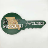 Round Shaped Key Sign Green "Our Little Piece of Missouri"