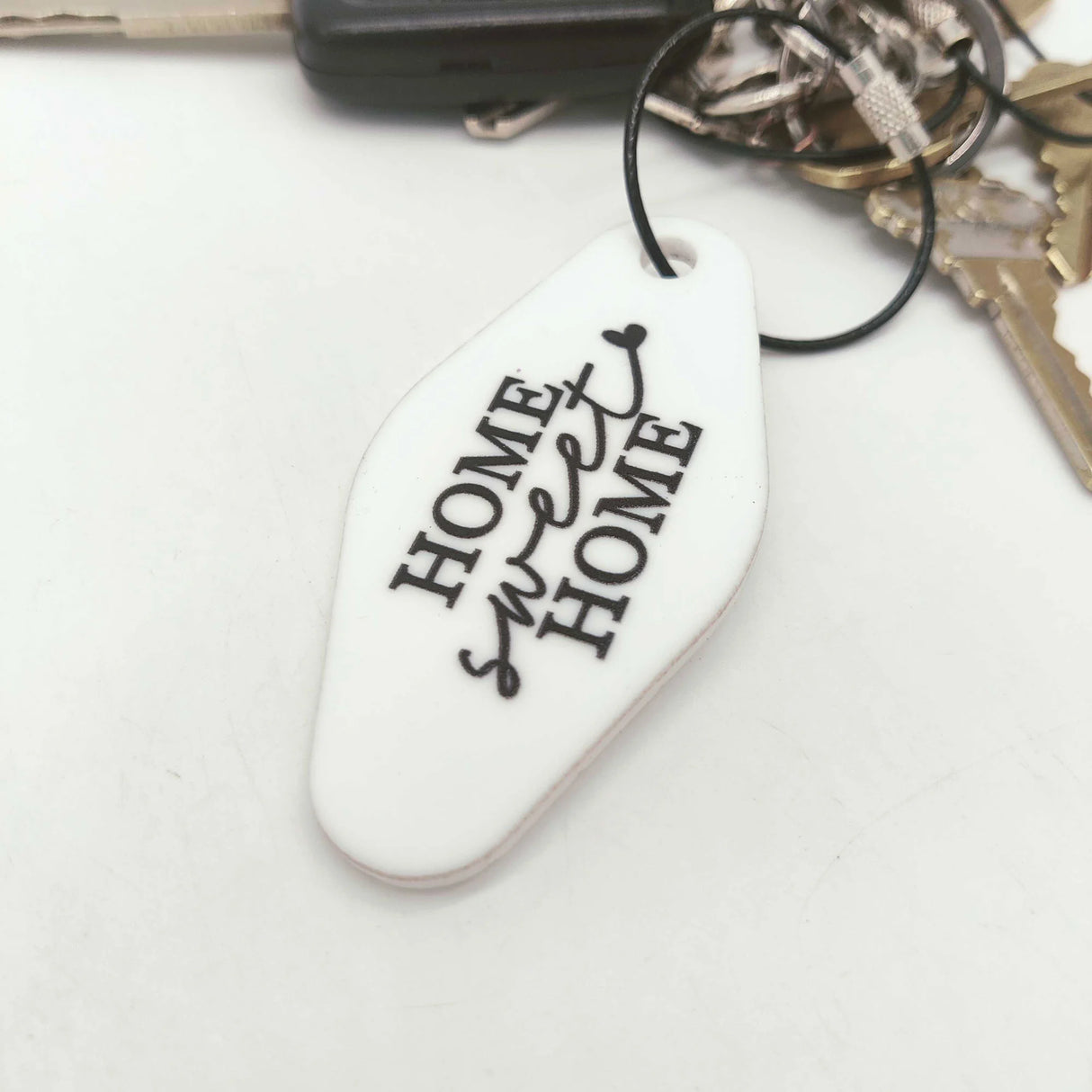 Custom KeyChain white "Home sweet Home"