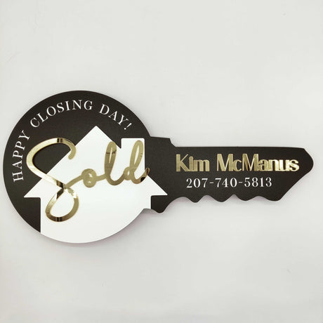 Custom Key Shaped Prop Realtor Sign «Sold» - Real Estate Store