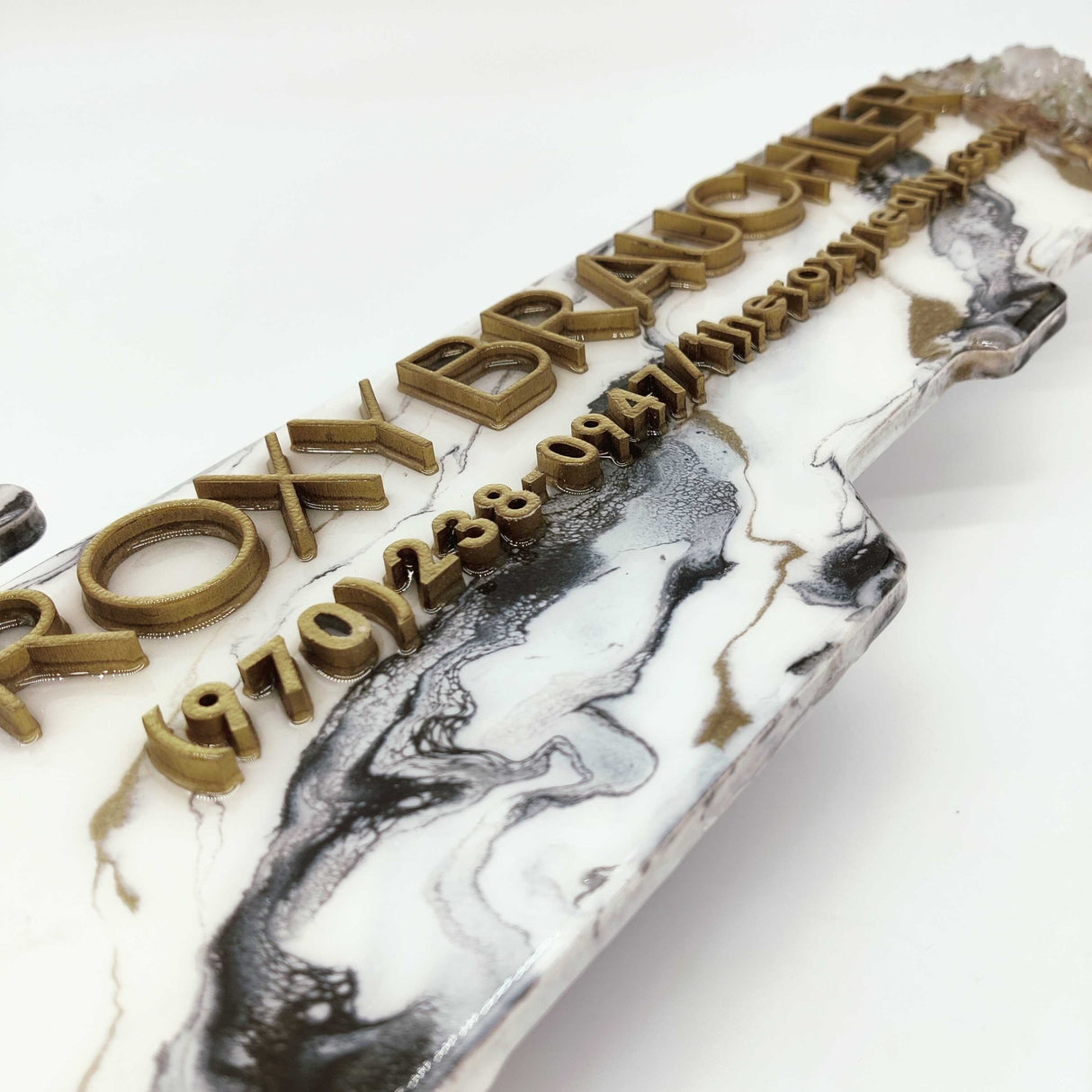 Epoxy Resin Key Sign in the shape of a House - Real Estate Store