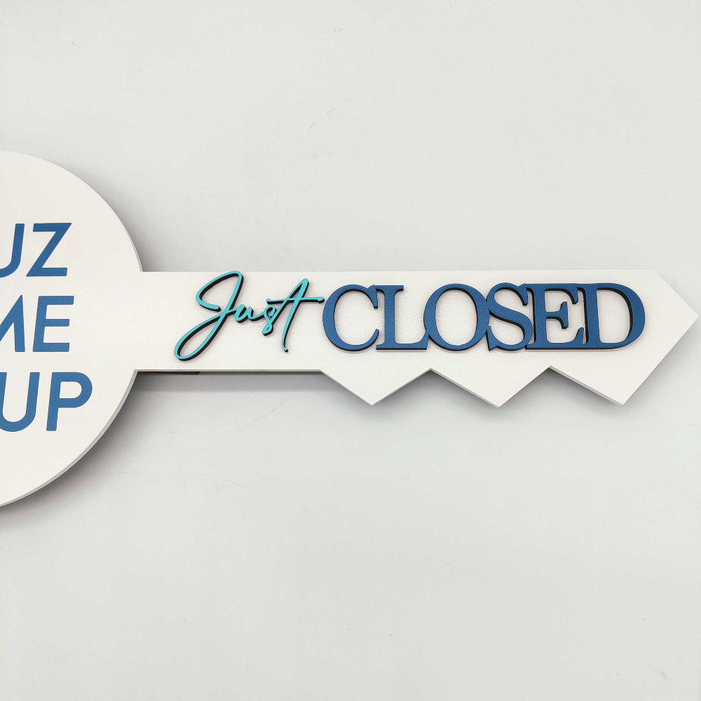 Round Realtor Sign "Cruz Home Group"