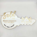 Key Shaped Prop Round Sign «Sold by» - Real Estate Store