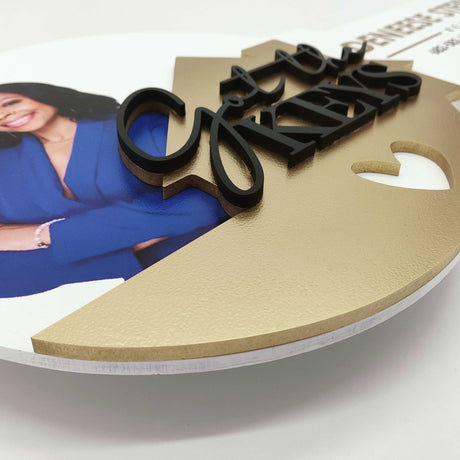 Key Shaped Props «Sign with personal Photo»‎ Round Sign - Real Estate Store
