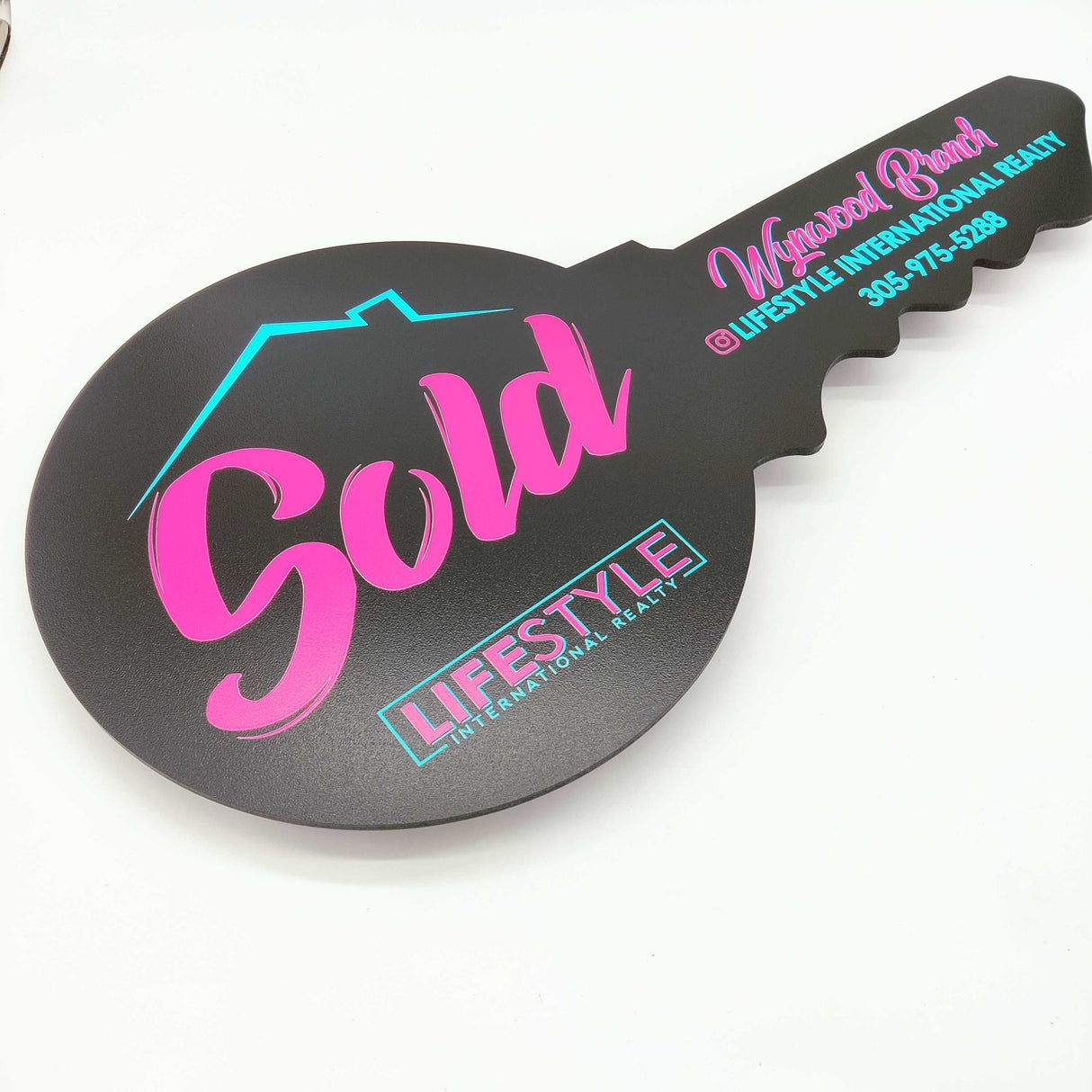 Key Shaped Props «Sold»‎ Printed Realtor Sign - Real Estate Store