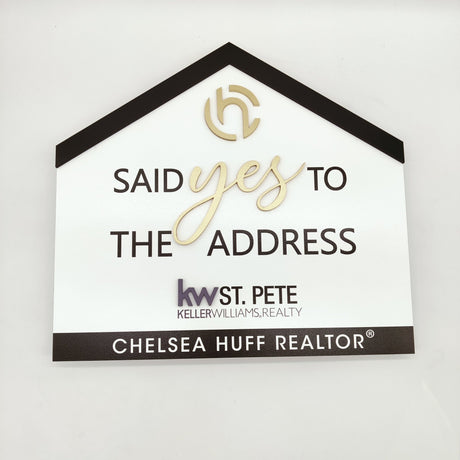 Minimalistic House Shaped Sign - Real Estate Store