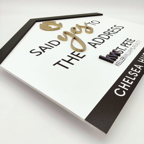 Minimalistic House Shaped Sign - Real Estate Store