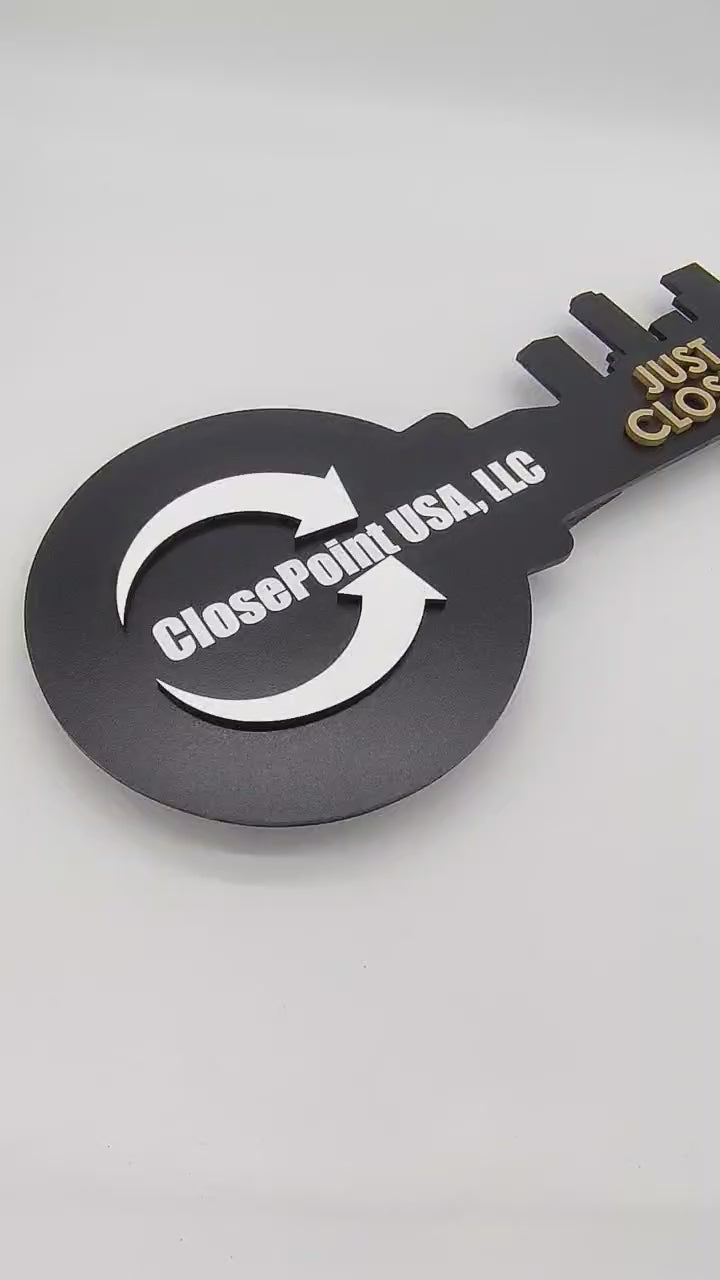 Round Shaped Just Closed Sign with 3D logo